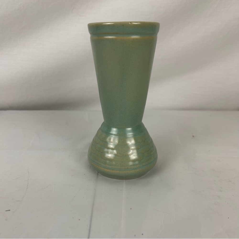 🌿 Vintage Celadon Green Art Pottery Vase – No. 6006 – 7” Mid Century